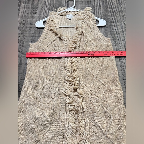 Chic Cream Fringe Women's Sweater Vest - Picture 4 of 8